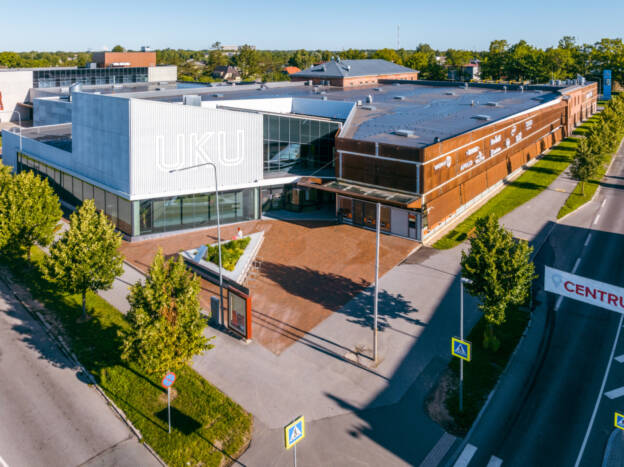Uku keskus