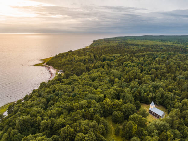 Naissaar ja kirik