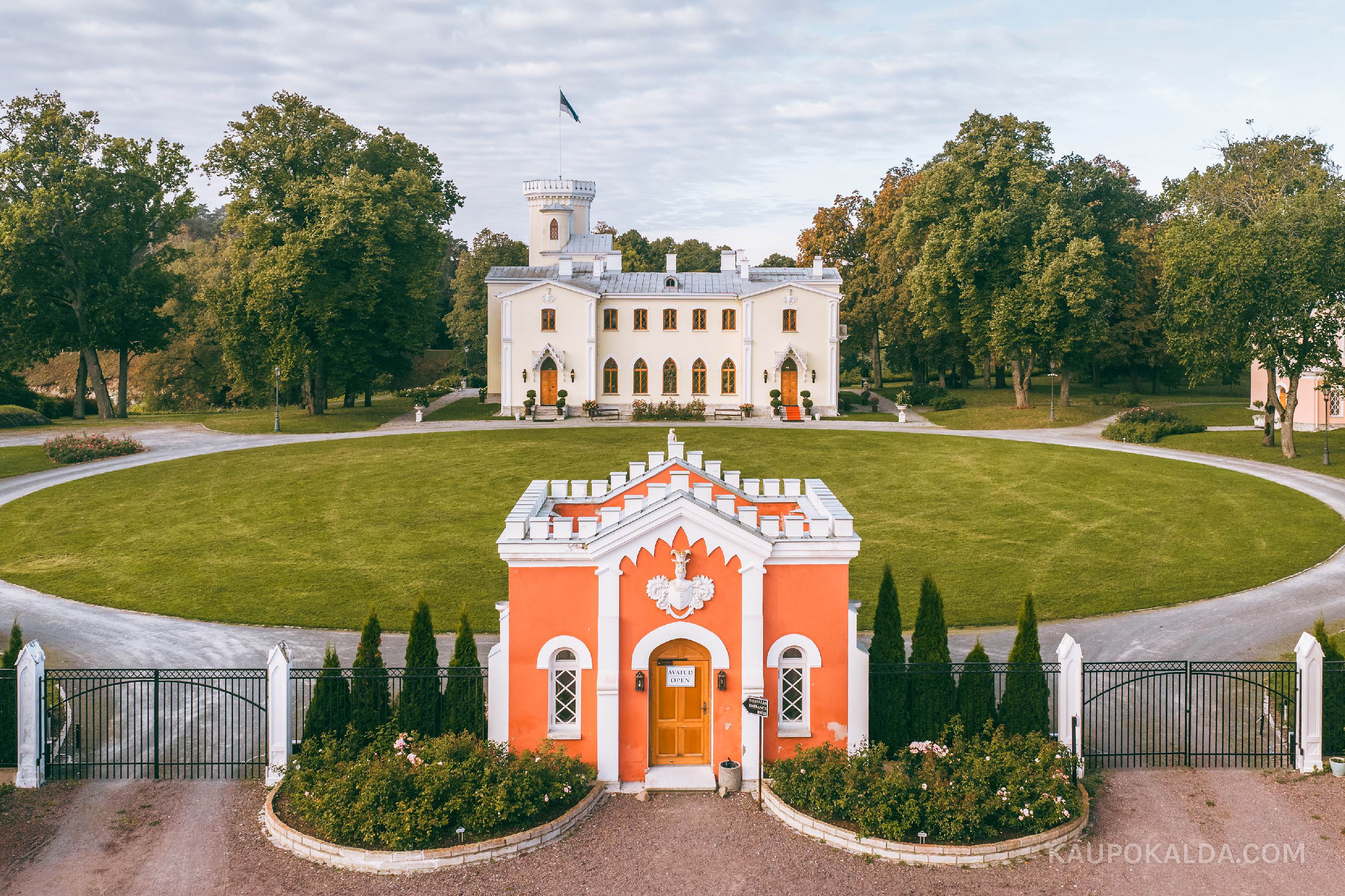 Keila-Joa Schloss fall